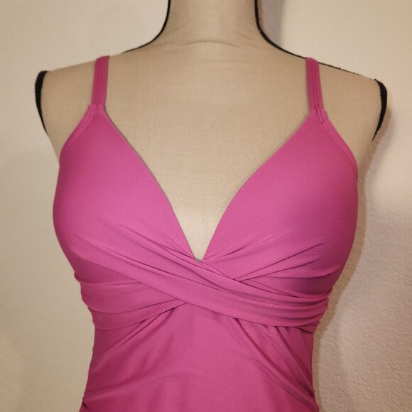 Freshwater Tankini Top – Size M – Fuchsia Pink - Picture 2 of 10